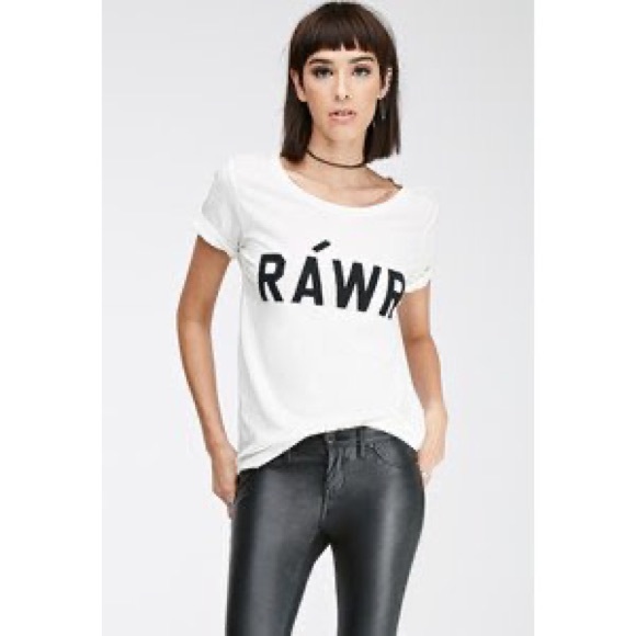 5/$25 ⭐️🥂💫HOST PICK💫🥂⭐️ Forever 21 T-shirt - Picture 1 of 5